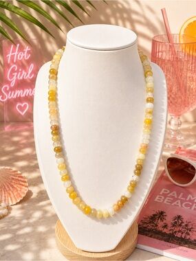 Source Unknown Yellow and Cream Beaded Necklace